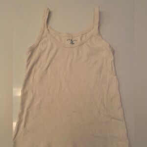 Set of three Brandy Melville two tank Tops and a bralette